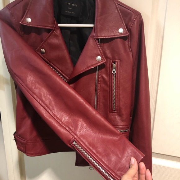 Leather red jacket - Picture 4 of 6